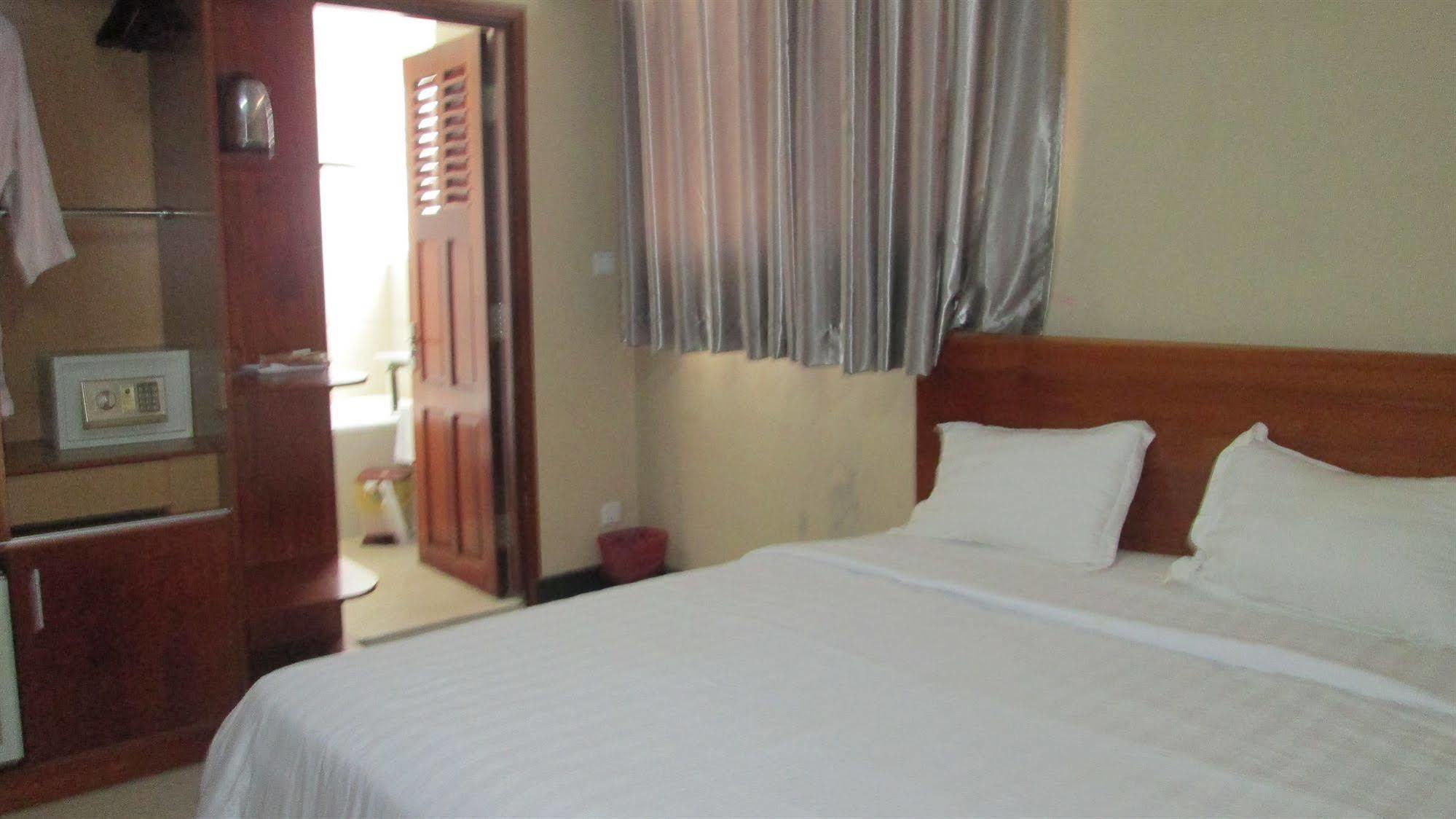 An Dong Center Hotel Chinatown Saigon Хошимин Экстерьер фото