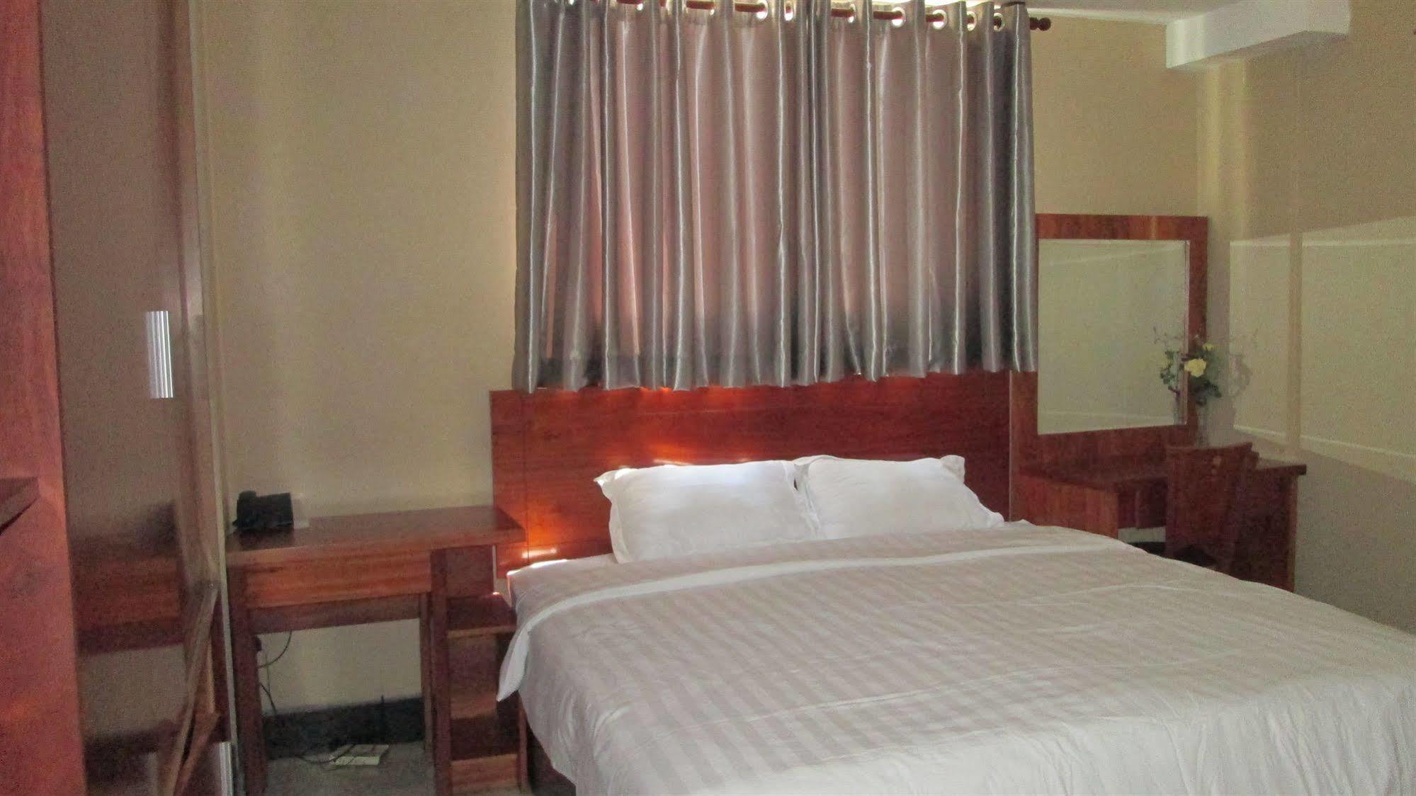 An Dong Center Hotel Chinatown Saigon Хошимин Экстерьер фото